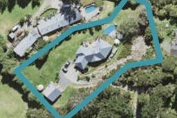 12 Leveloff Road, Paremoremo, Auckland