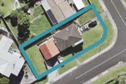 28 Thornlow Street, Glendene, Auckland