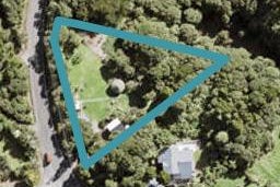 130 Piha Road, Piha