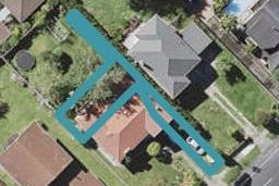 19D Bradbury Road, Botany Downs, Auckland