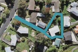 18 Crompton Road, Massey, Auckland