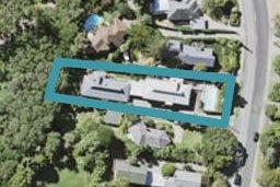 2/174 Beach Road, Campbells Bay, Auckland