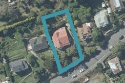 7 Adderley Terrace, Ravensbourne, Dunedin