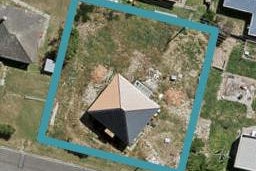 441 Gore Street, Bluff