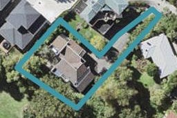 100A Beach Road, Castor Bay, Auckland