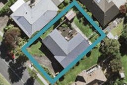 11 Unsworth Drive, Unsworth Heights, Auckland