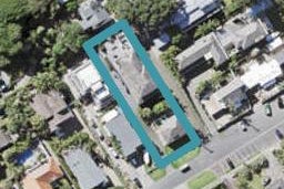 2/12 The Esplanade, Campbells Bay, Auckland