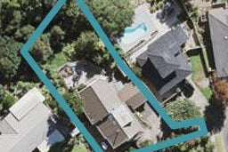 8 Mosman Place, Chatswood, Auckland
