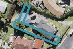 8/11 Scanlen Terrace, Kelston, Auckland