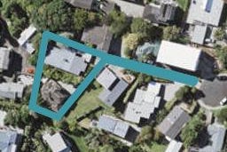 1/13 Garmons Way, Castor Bay, Auckland