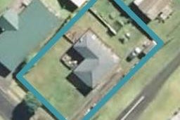 16 Hira Street, Hawera