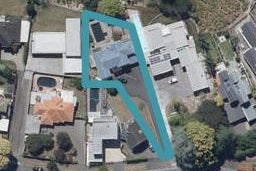 30 Lake Crescent, Hamilton Lake, Hamilton