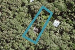 12 Sylvan Glade, Piha, Piha