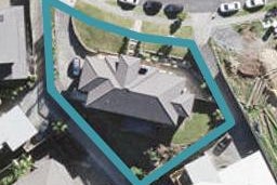 8 Borneo Drive, Fairview Heights, Auckland