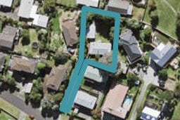 8 Hueglow Rise, West Harbour, Auckland