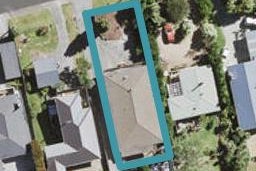 11A Deane Avenue, Titirangi, Auckland