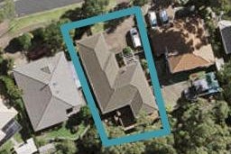 111 Awaroa Road, Sunnyvale, Auckland