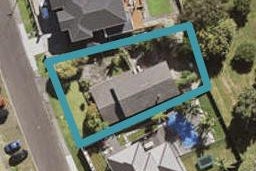 8 Tarahanga Street, Northcote, Auckland