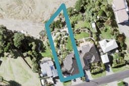 33 Hawke Crescent, Beachlands, Auckland