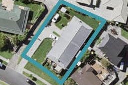 2/37 West Fairway, Golflands, Auckland