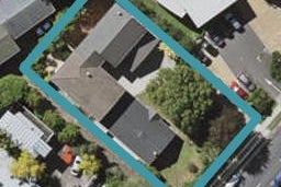 1/183 Shakespeare Road, Milford, Auckland