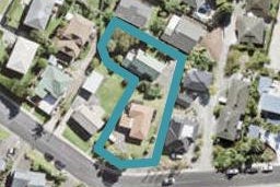 2/21 Mizpah Road, Waiake, Auckland