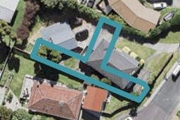 5/11 Scanlen Terrace, Kelston, Auckland