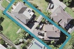 2/10 Kiteroa Terrace, Rothesay Bay, Auckland