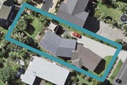 97 Bradbury Road, Botany Downs, Auckland