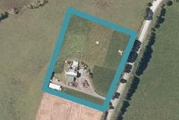 132 Gray Road, Kamo