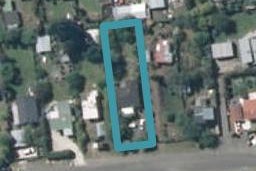 12 Queens Avenue, Waikuku Beach, Waikuku Beach