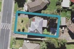 11 Tudor Road, Henderson, Auckland