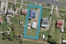 122 Bann Street, Bluff