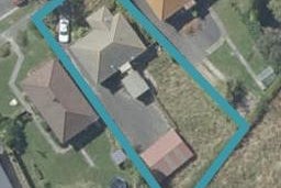 33 Burgess Street, Green Island, Dunedin