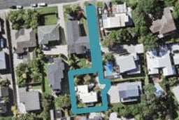 21 Castor Bay Road, Castor Bay, Auckland