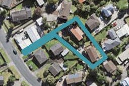 2/33 Hale Crescent, Bayview, Auckland
