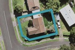 2 Cecil Beatt Place, West Harbour, Auckland