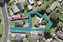 37 Thornlow Street, Glendene, Auckland