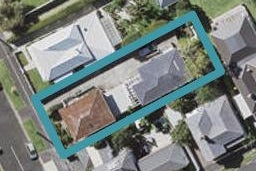 2/132 Victoria Road, Devonport, Auckland