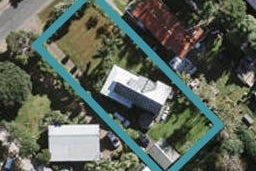 4 Jellicoe Parade, Surfdale, Waiheke Island