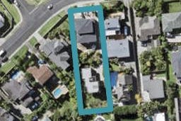 2/11 Castor Bay Road, Castor Bay, Auckland