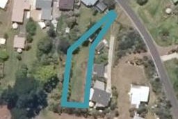 128 Komiti Road, Tinopai