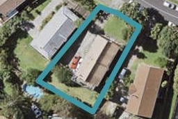 10 Lewisham Street, Highland Park, Auckland
