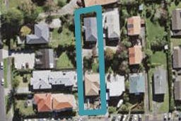 2/2 Waratah Street, Birkenhead, Auckland