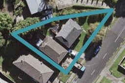 2/17 Park Hill Road, Birkenhead, Auckland