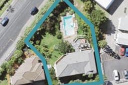 2 Masterton Road, Rothesay Bay, Auckland