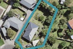 13 Lendic Avenue, Henderson, Auckland
