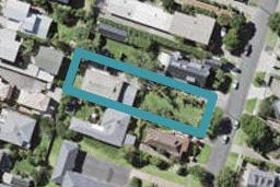 1/1 Saltburn Road, Milford, Auckland