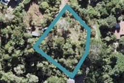 38 Raroa Terrace, Waiatarua, Auckland