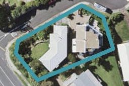 1/0 Elizabeth Place, Mairangi Bay, Auckland